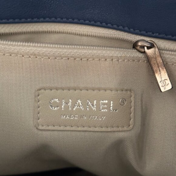 Chanel Navy Lambskin Quilted Chain Around Maxi Flap Bag - Picture 8 of 9